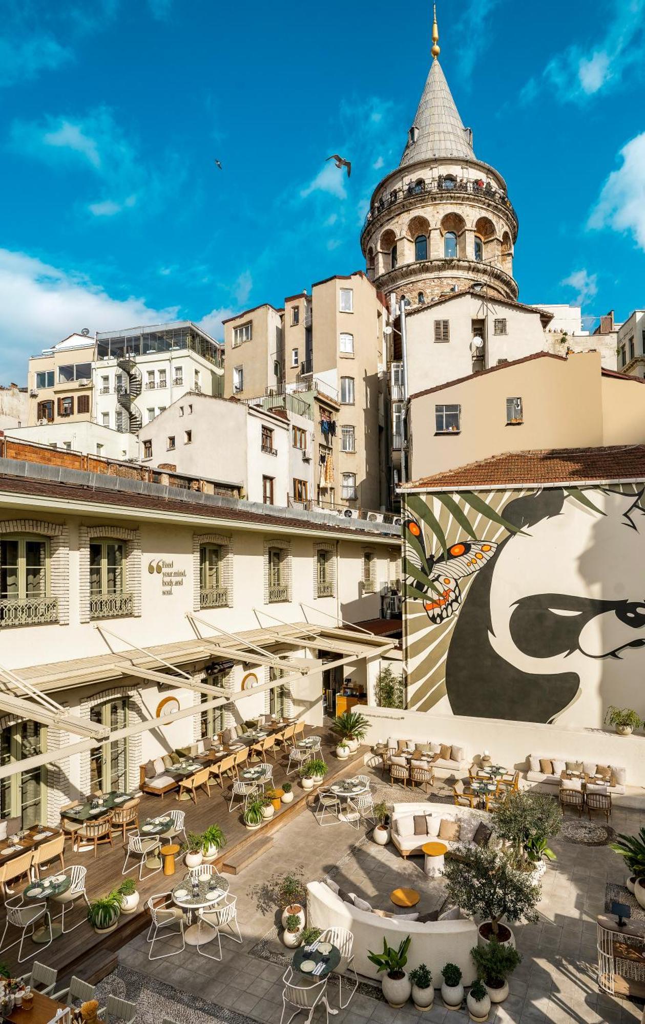איסטמבול Ecole St. Pierre Hotel מראה חיצוני תמונה