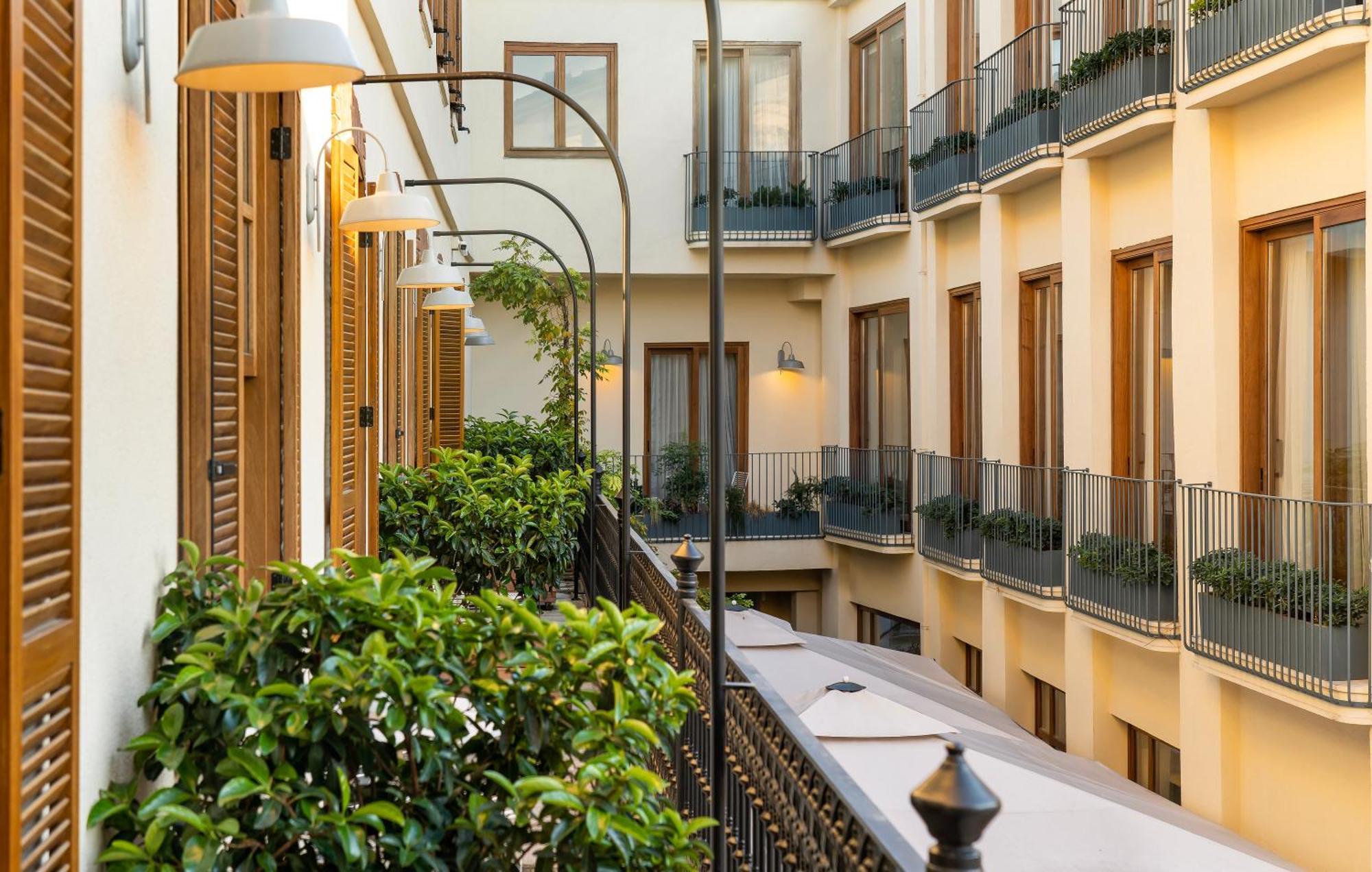 איסטמבול Ecole St. Pierre Hotel מראה חיצוני תמונה