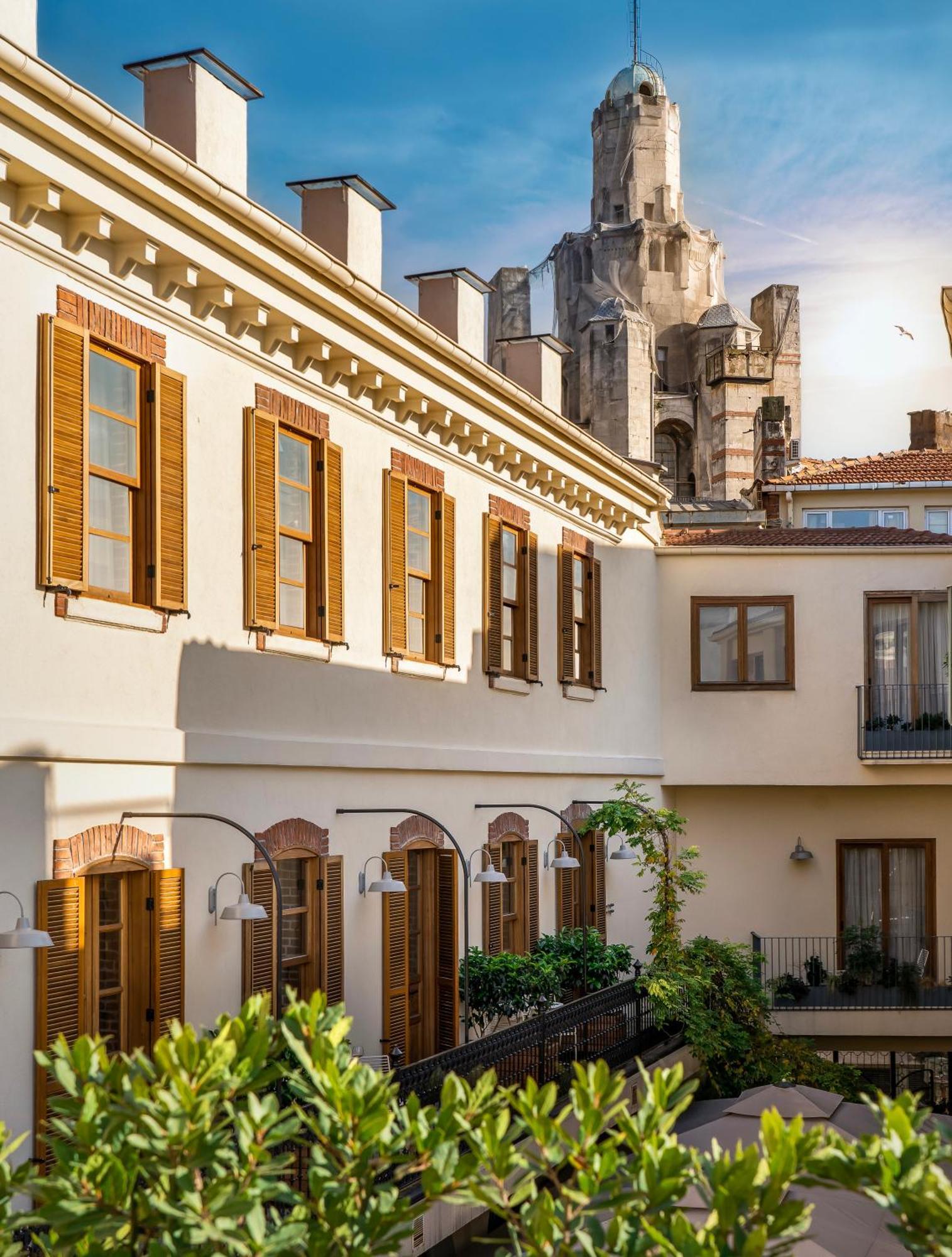 איסטמבול Ecole St. Pierre Hotel מראה חיצוני תמונה