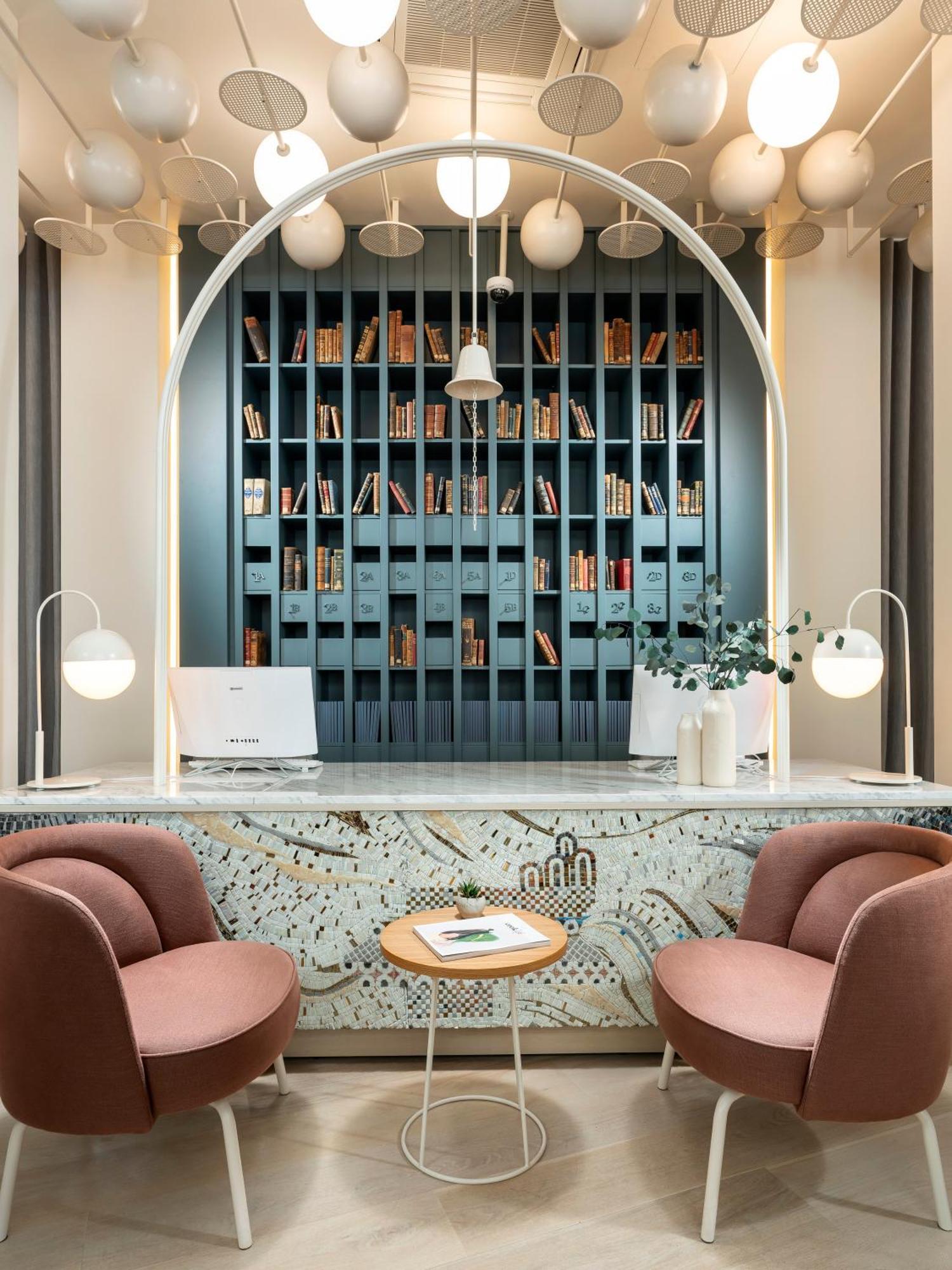 איסטמבול Ecole St. Pierre Hotel מראה חיצוני תמונה